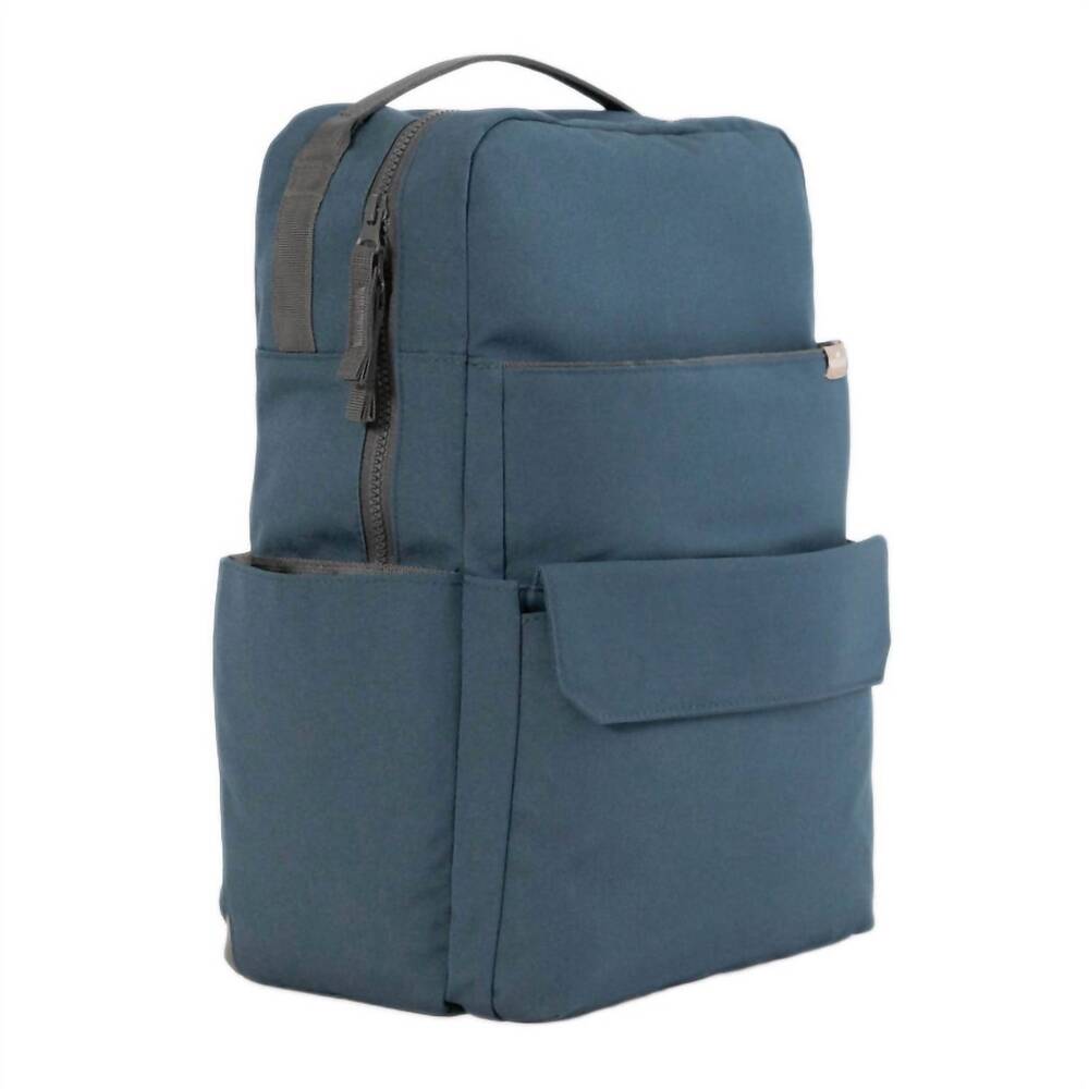 NEW LITTLE UNICORN women's roo backpack in navy